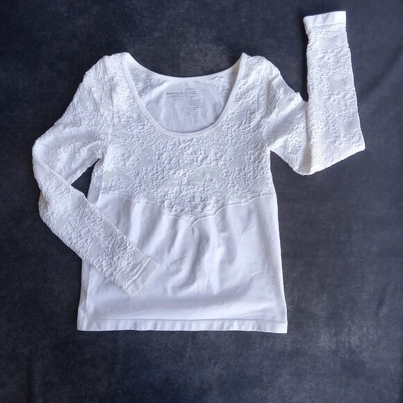 BAGATELLE White‎ Cottage Fairy Yoga Sleek Sheer Cut Out Details Size S/M - Picture 1 of 7